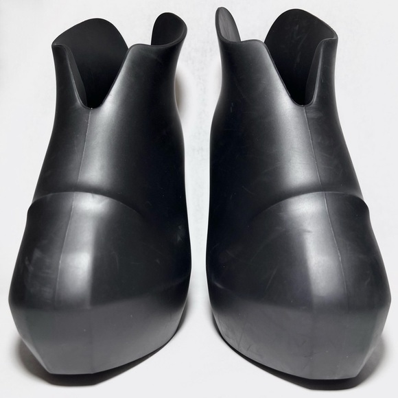 Givenchy Monumental Mallow Wedge Platform Boots in Black - Picture 3 of 7